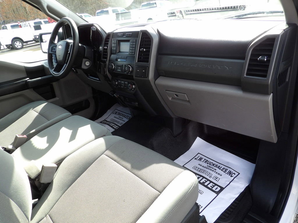 Used 2019 Ford F250 XL w/ Power Equipment Group image 31