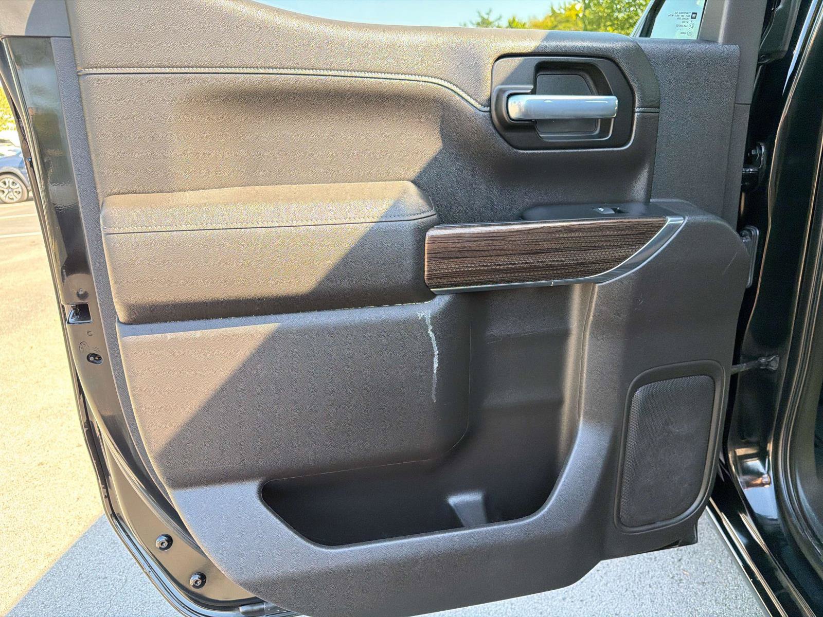 Used 2021 Chevrolet Silverado 1500 LT Trail Boss w/ LT Trail Boss Premium Package AWD/4WD image 26
