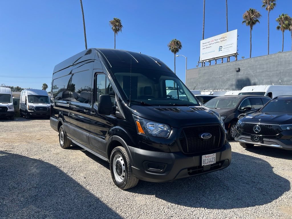 Used 2023 Ford Transit 250 148 High Roof Extended w/ Load Area Protection Package RWD image 3