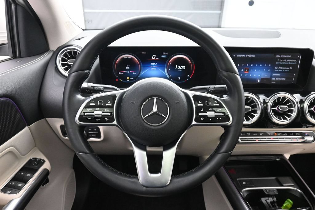 Used 2022 Mercedes-Benz GLA 250 4MATIC w/ Premium Package Lite image 29