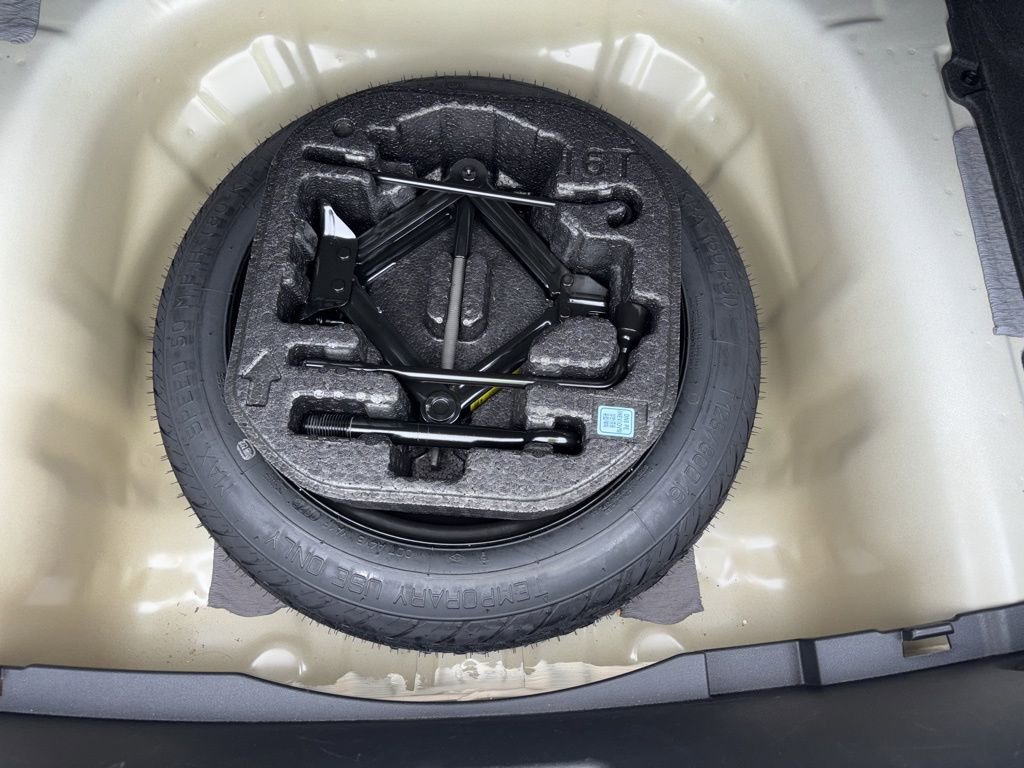 Used 2025 Hyundai Sonata SEL FWD image 32