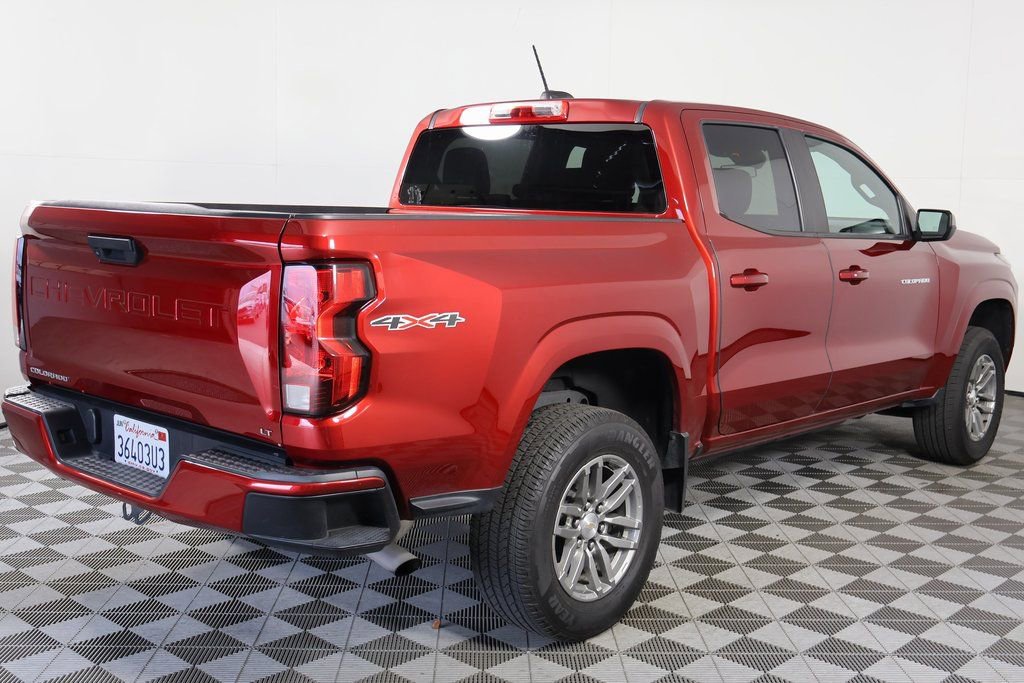 Used 2023 Chevrolet Colorado LT AWD/4WD image 4