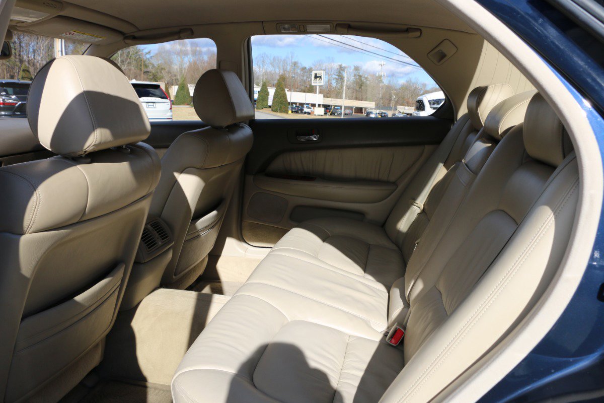 Used 1998 Lexus LS 400 image 26