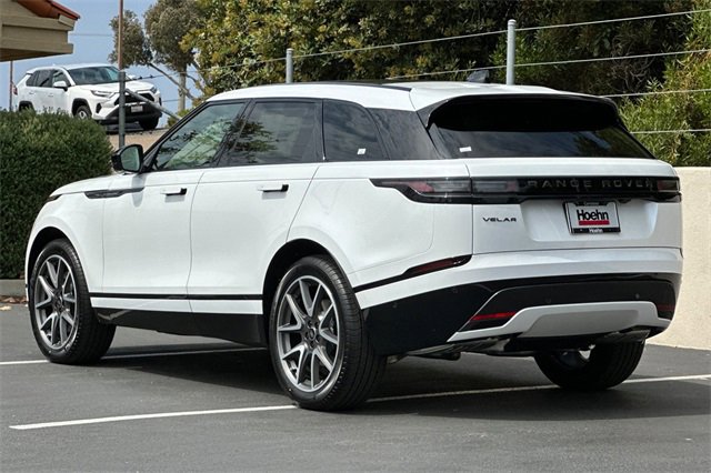 New 2026 Land Rover Range Rover Velar Dynamic SE image 3