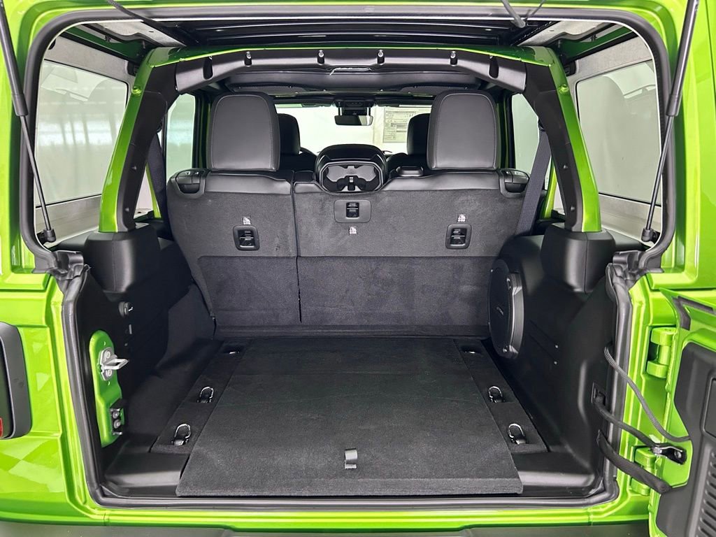 New 2025 Jeep Wrangler Unlimited Rubicon 392 image 20