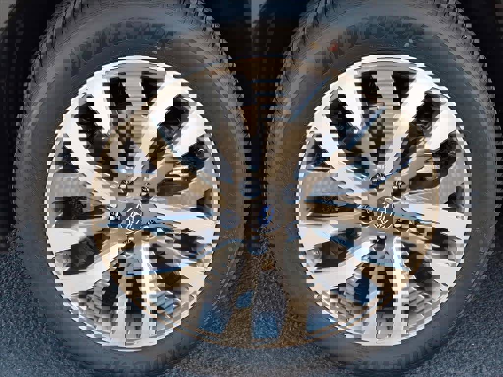 Certified 2025 Subaru Forester Touring w/ Popular Package - Touring image 11