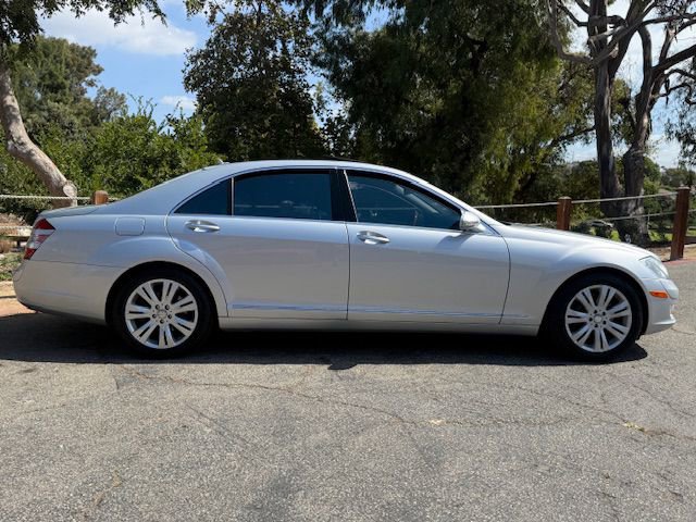 Used 2009 Mercedes-Benz S 550 image 11