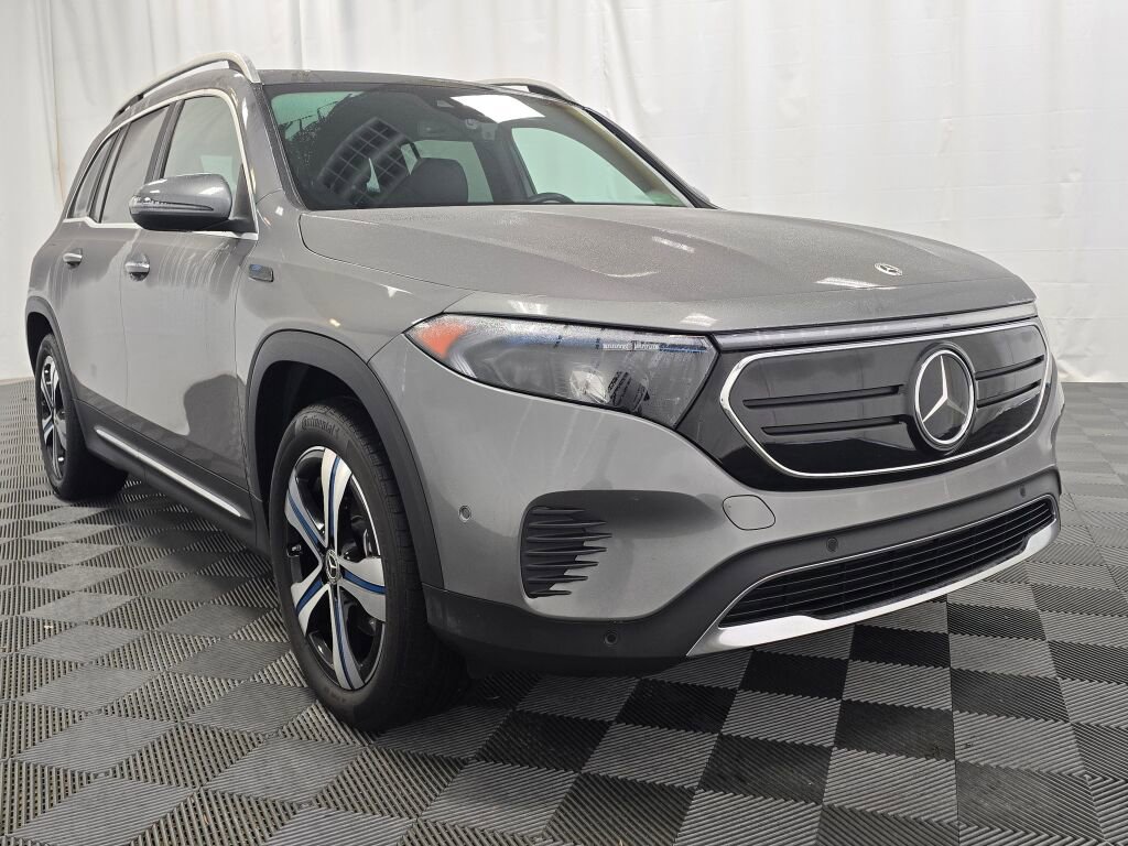 Used 2022 Mercedes-Benz EQB 350 4MATIC image 8