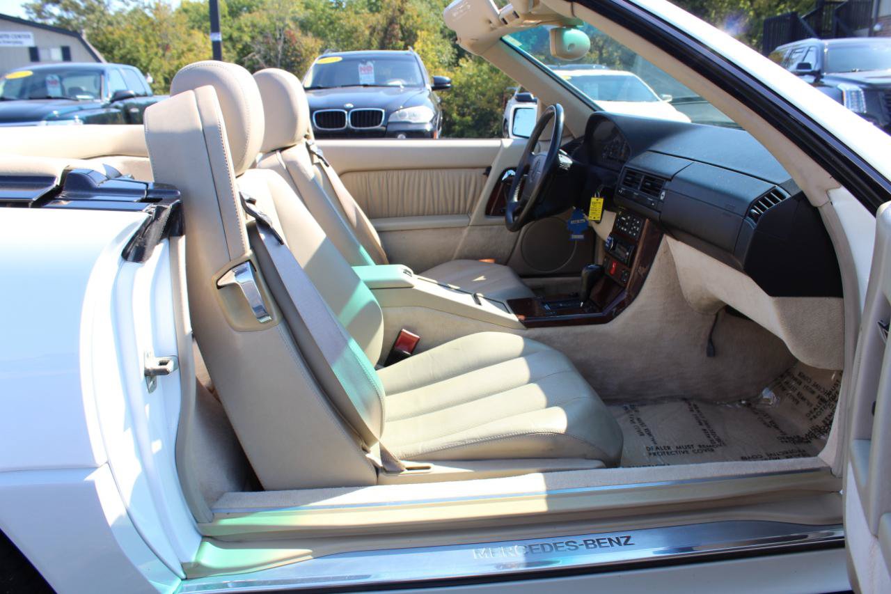 Used 1995 Mercedes-Benz SL 320 image 10