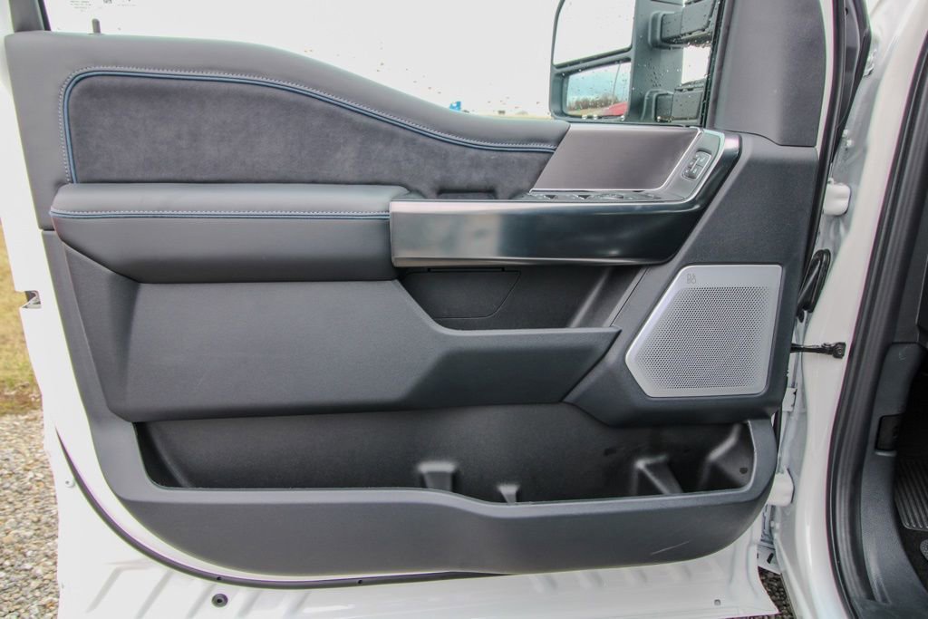 New 2026 Ford F350 Platinum image 19