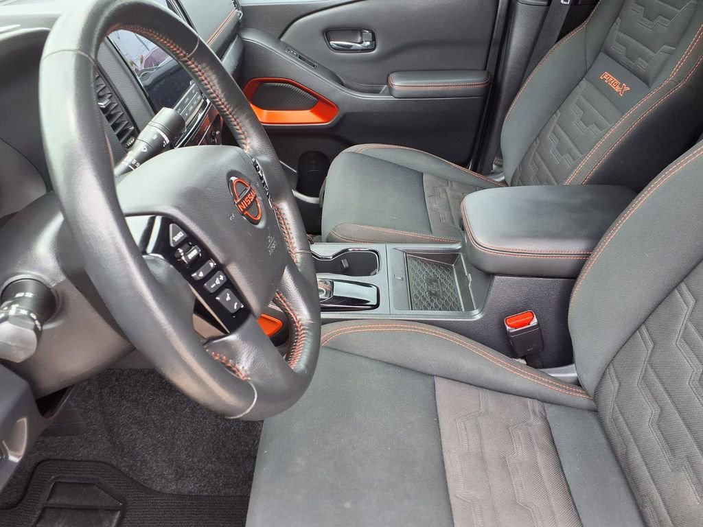 Used 2022 Nissan Frontier Pro-X RWD image 17