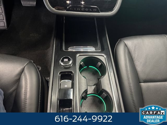 Used 2022 Lincoln Corsair Grand Touring AWD/4WD image 16
