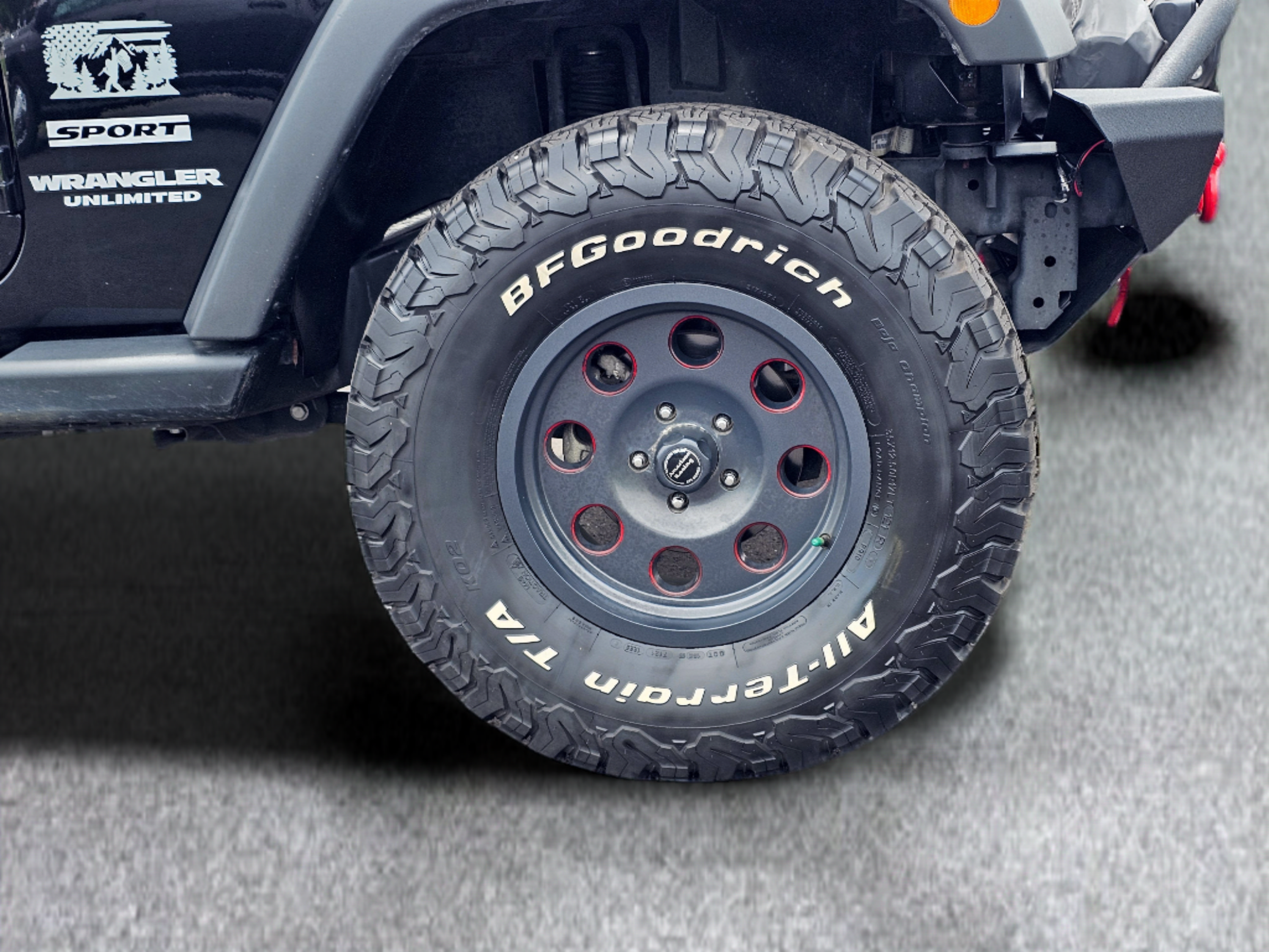 Used 2012 Jeep Wrangler Unlimited Sport AWD/4WD image 6