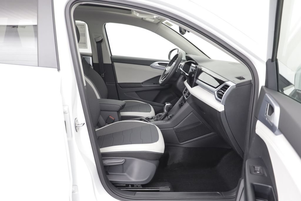 New 2026 Volkswagen Taos SE AWD/4WD image 19
