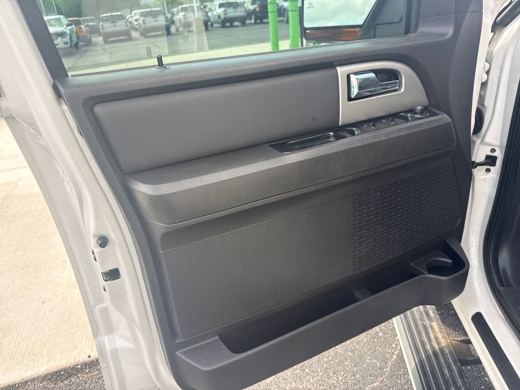 Used 2012 Ford Expedition Limited AWD/4WD image 19