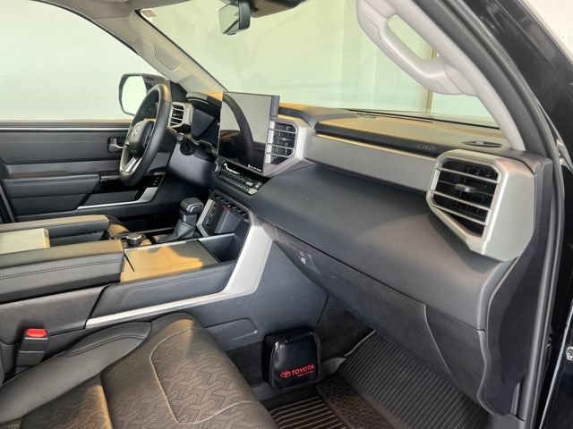 Used 2023 Toyota Sequoia Limited w/ TRD Off-Road Package AWD/4WD image 27