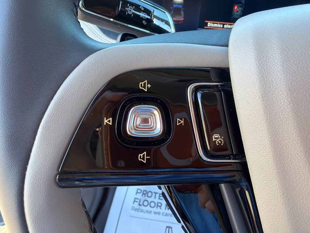 Used 2023 Lincoln Corsair AWD image 22
