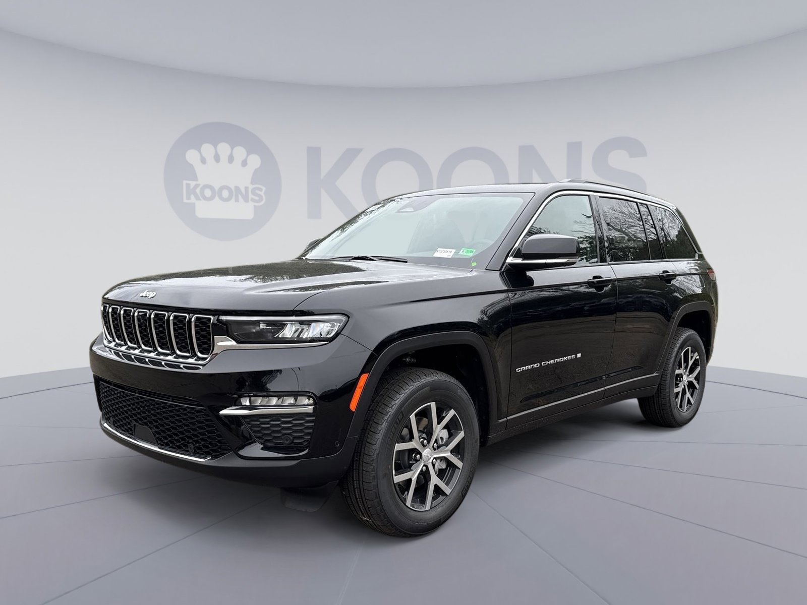 New 2025 Jeep Grand Cherokee Limited w/ Luxury Tech Group II image 1