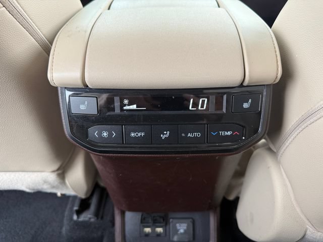 Used 2021 Toyota Highlander Platinum AWD/4WD image 20