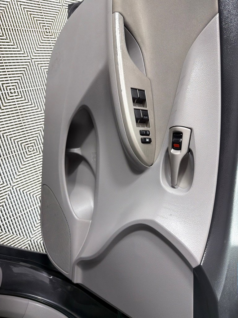 Used 2013 Toyota Corolla LE w/ Protection Pkg FWD image 8