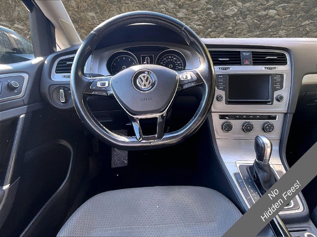 Used 2016 Volkswagen Golf SportWagen FWD image 5