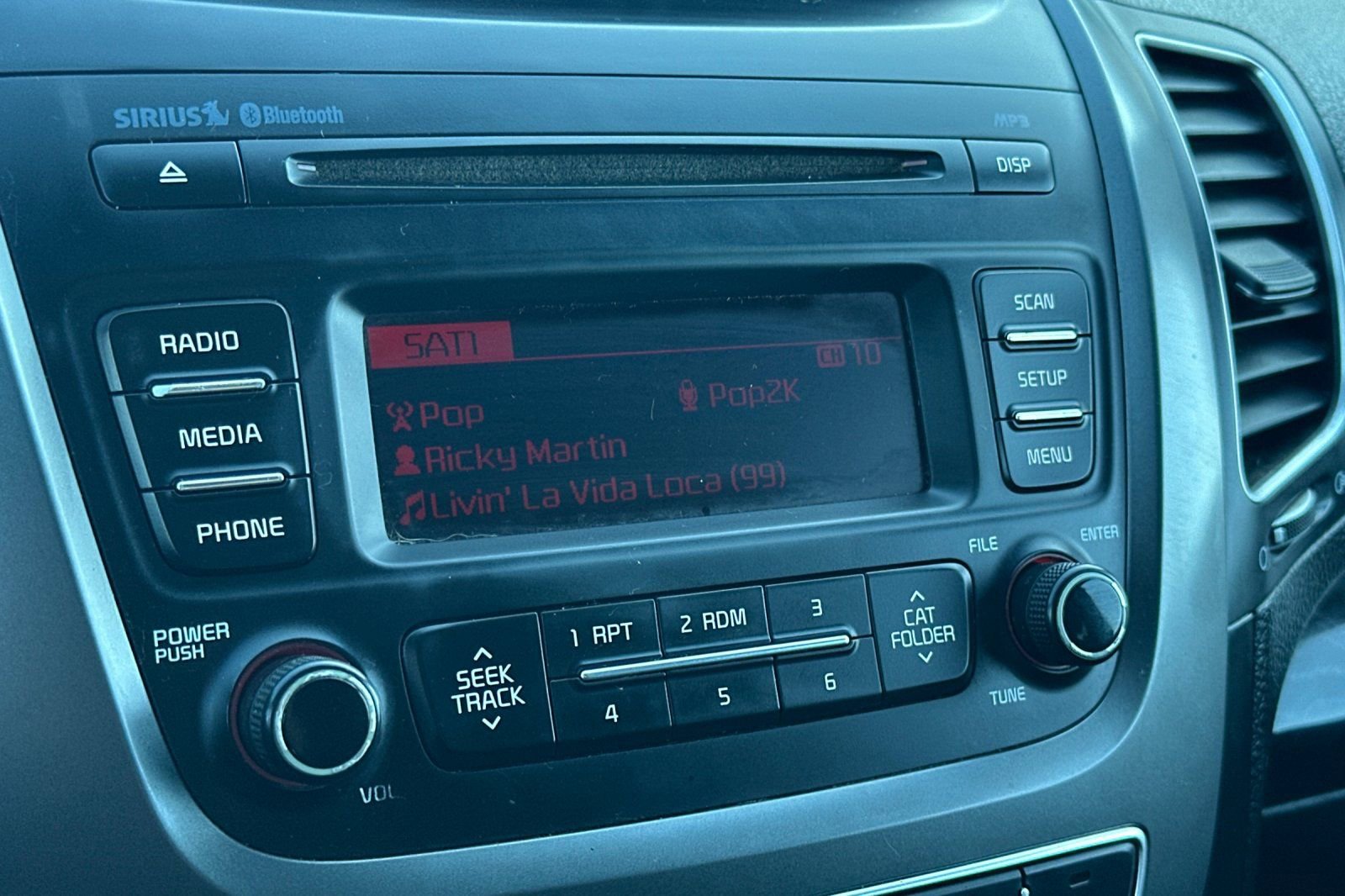 Used 2014 Kia Sorento LX image 18