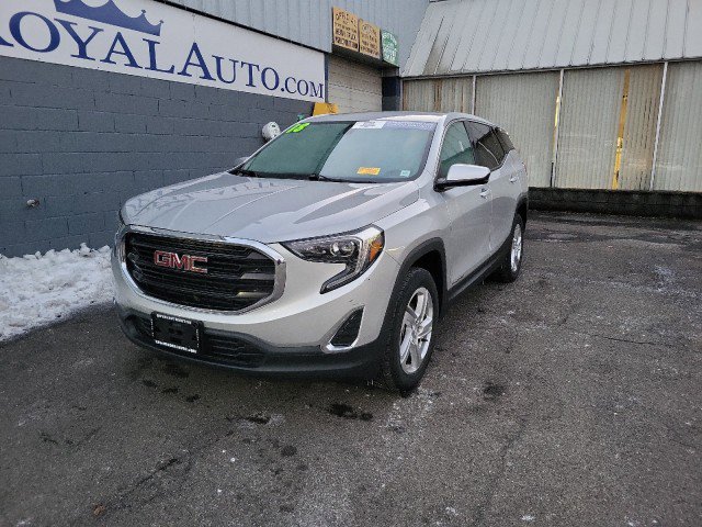 Used 2018 GMC Terrain SLE image 2