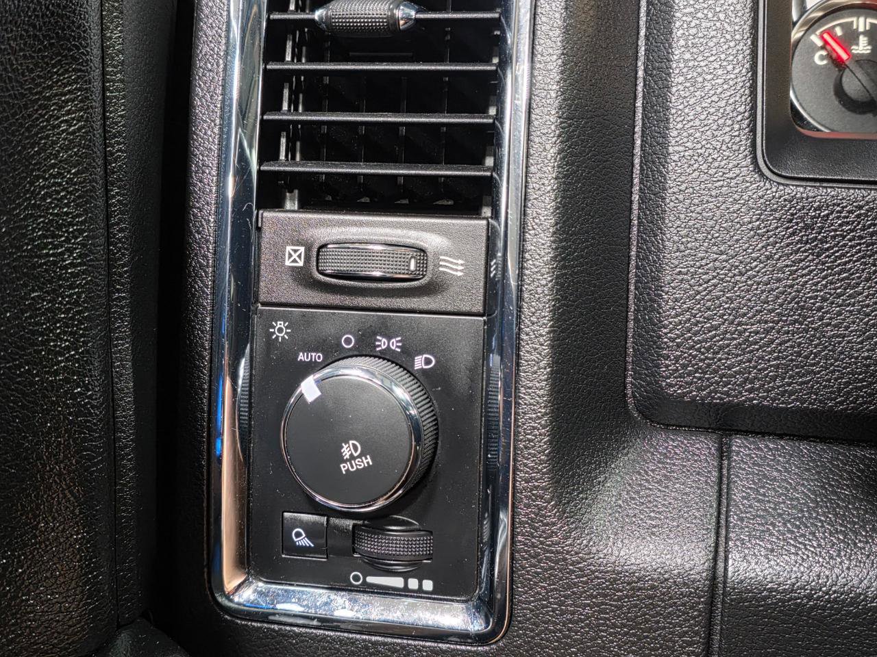 Used 2016 RAM 1500 Laramie w/ Convenience Group image 39