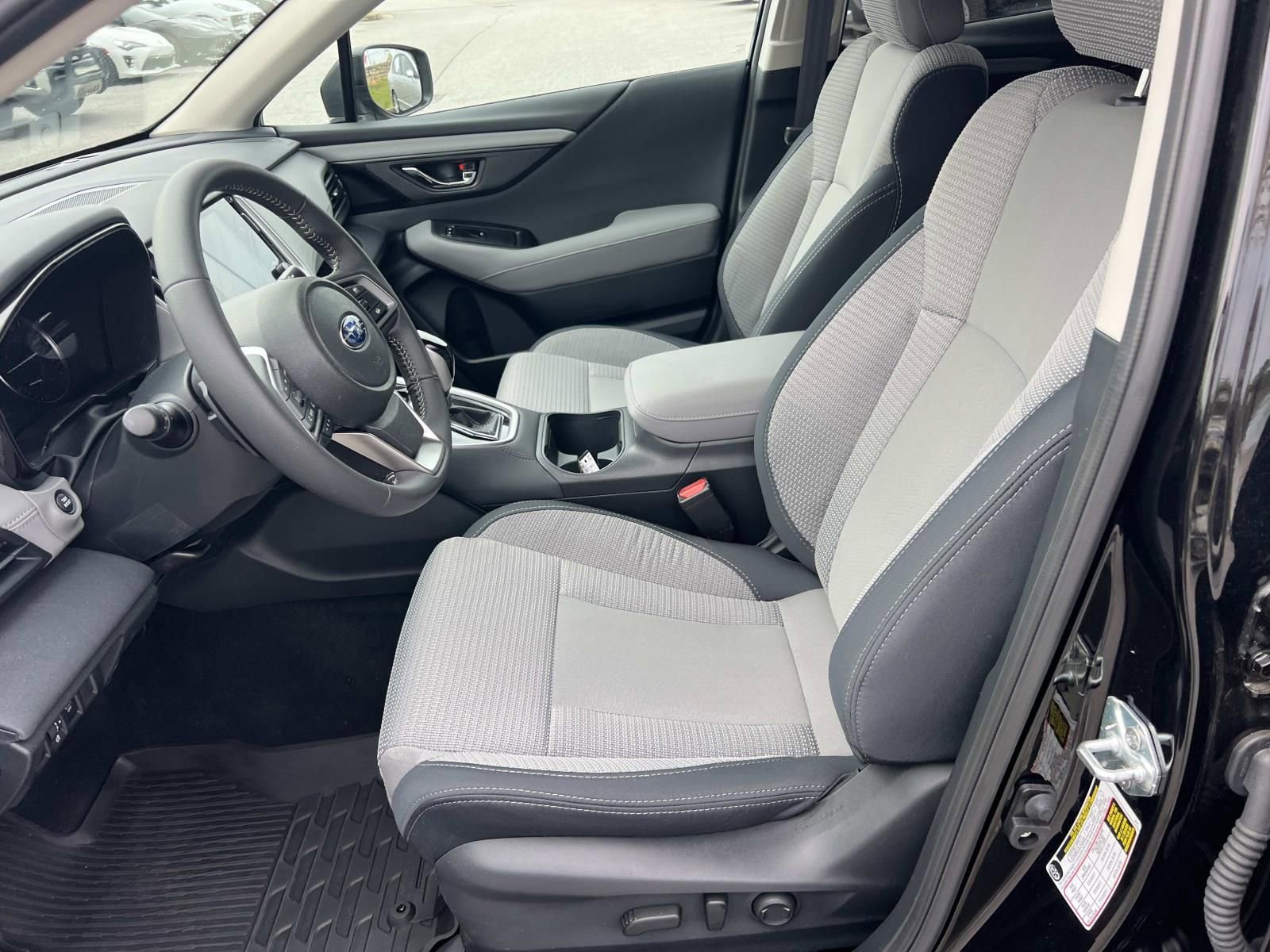 Certified 2025 Subaru Outback Premium w/ Popular Package #1A image 9