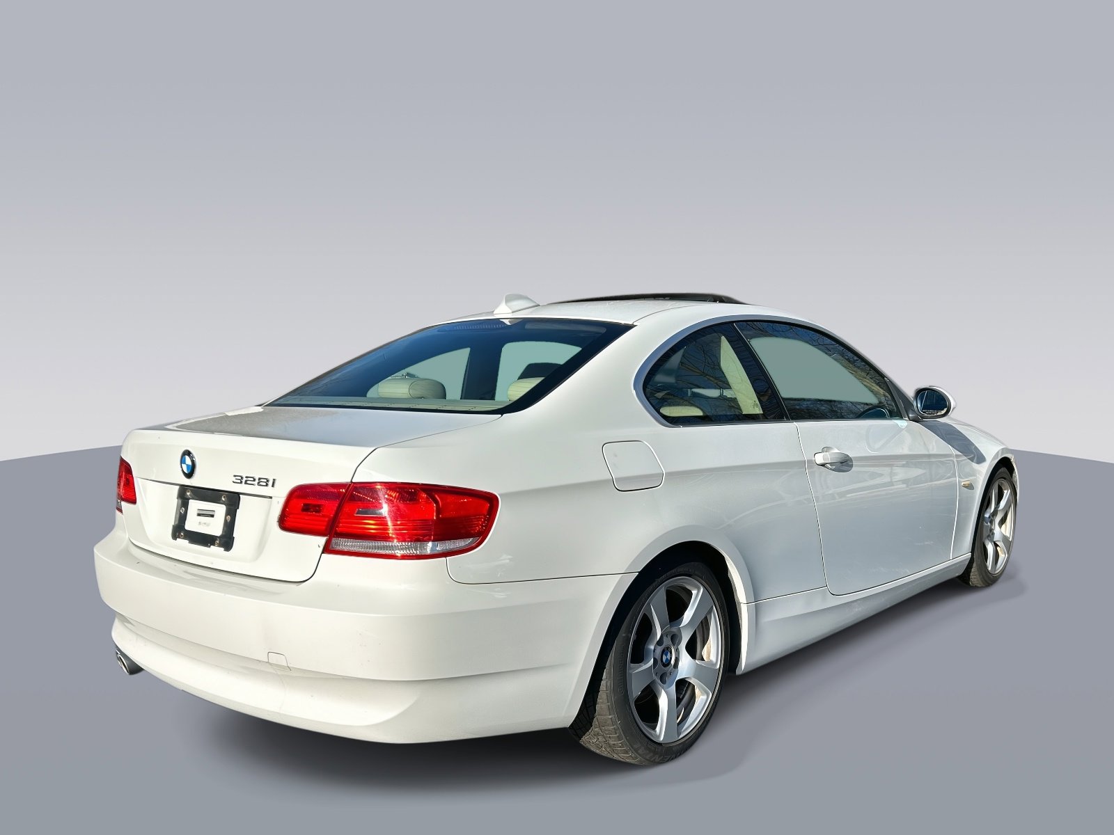 Used 2008 BMW 328i Coupe image 3