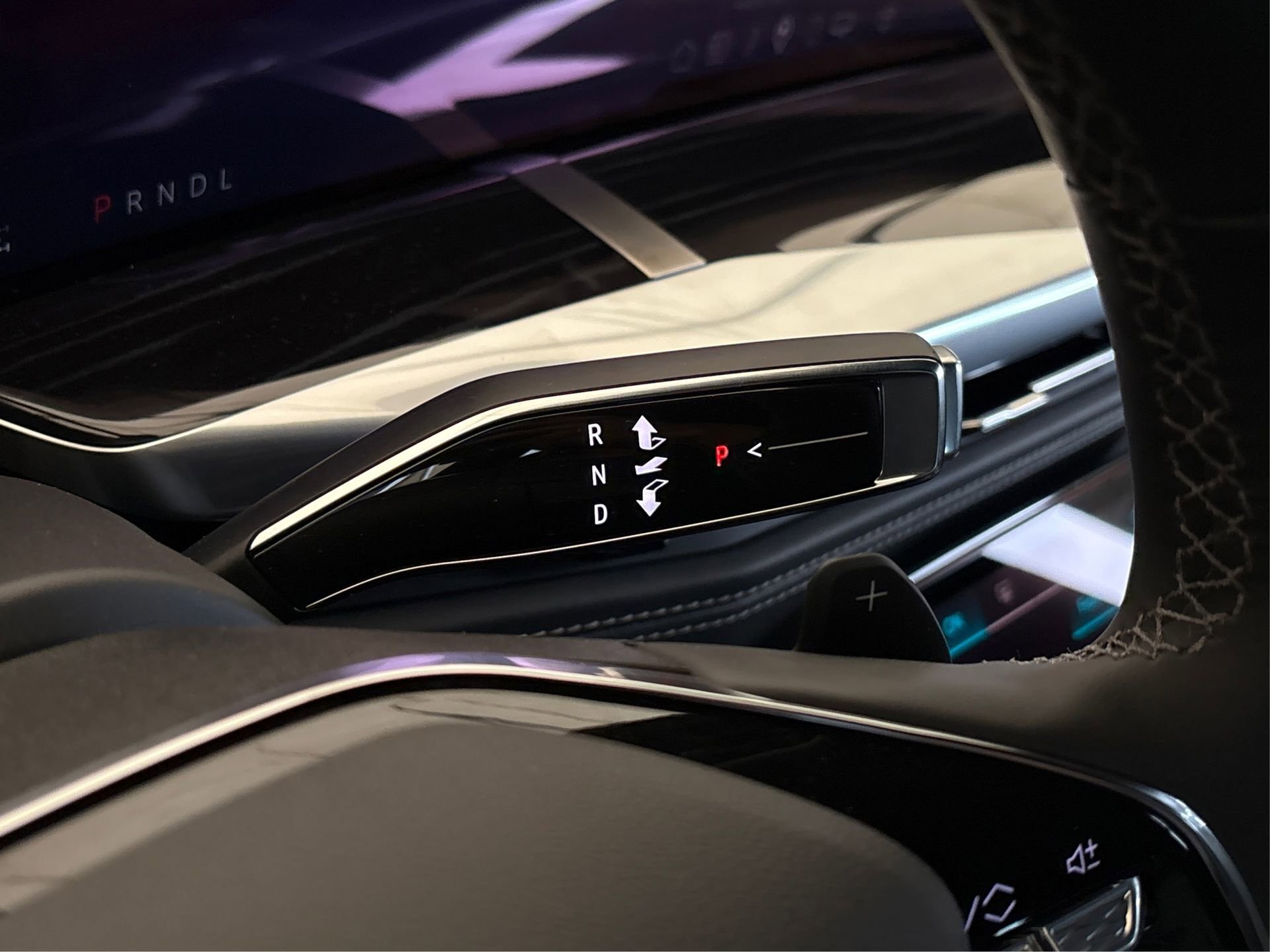 New 2026 Cadillac Escalade ESV Sport AWD/4WD image 30