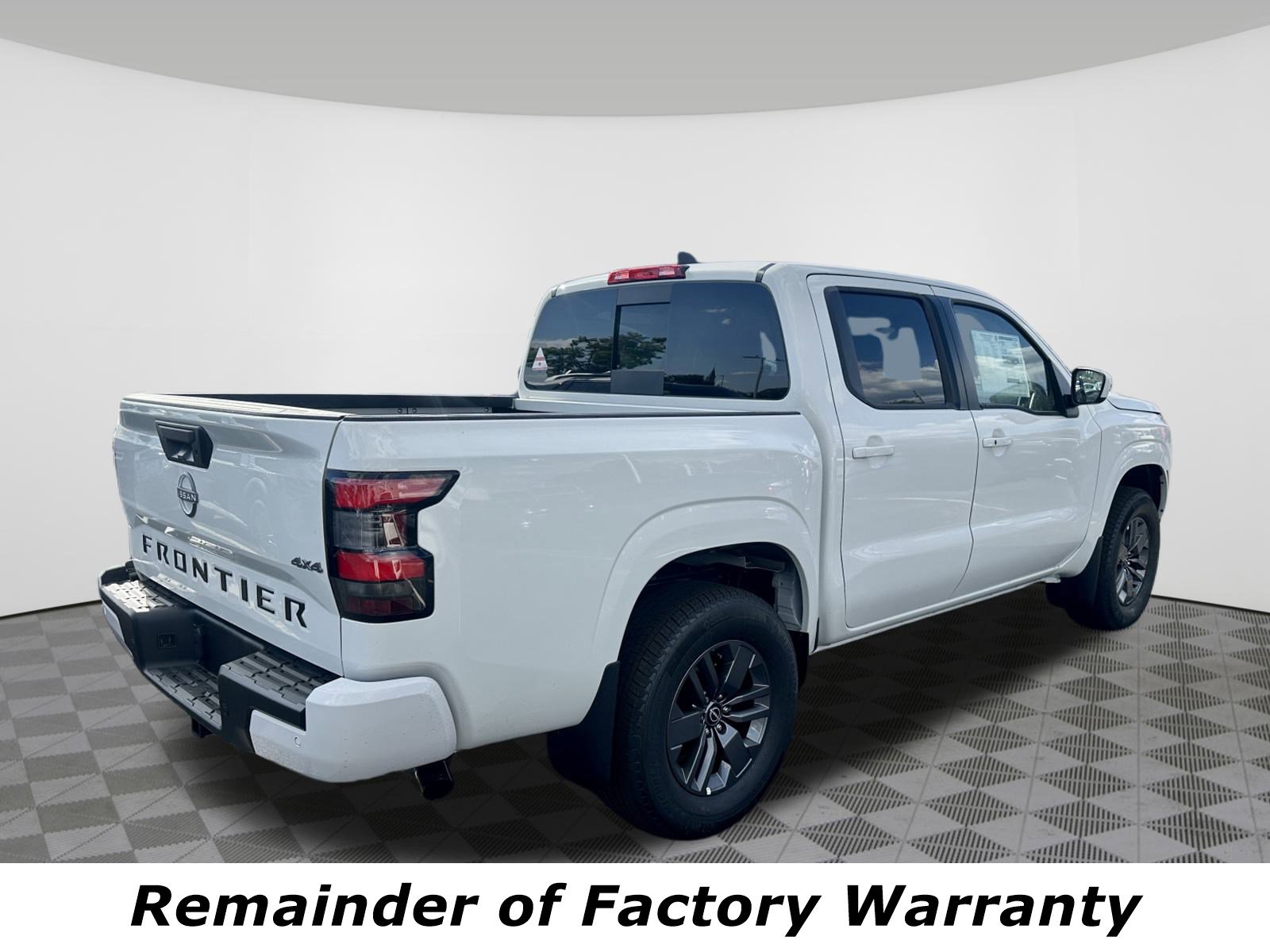 New 2026 Nissan Frontier SV image 3