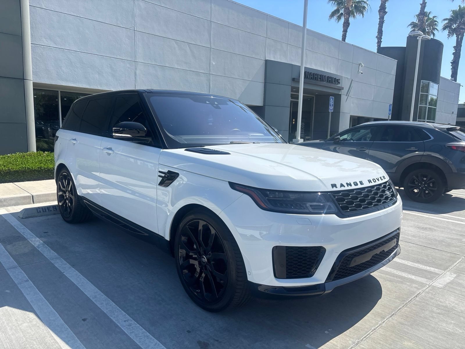 Used 2021 Land Rover Range Rover Sport HSE Silver Edition AWD/4WD image 2
