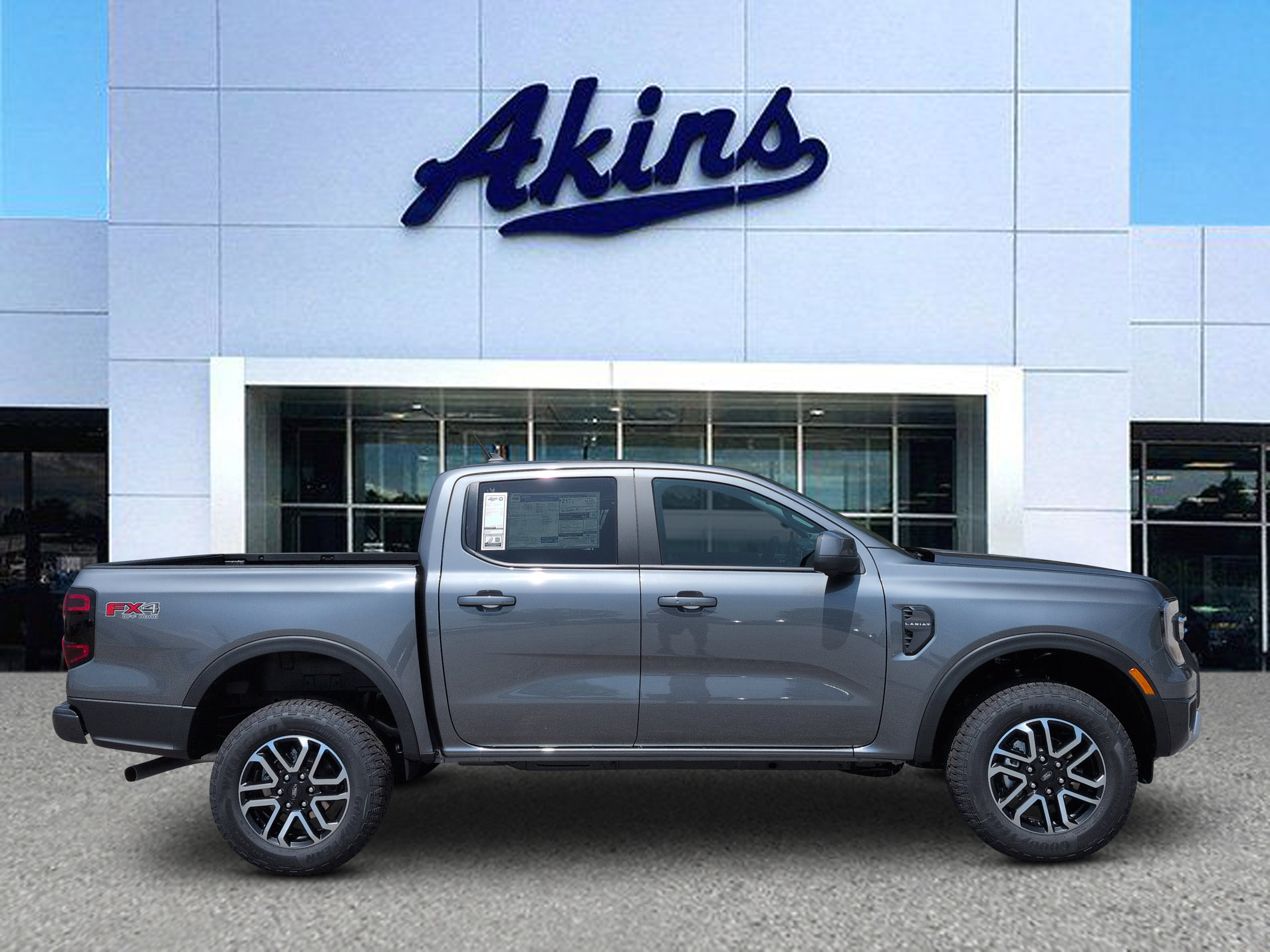 New 2026 Ford Ranger Lariat w/ FX4 Off-Road Package
