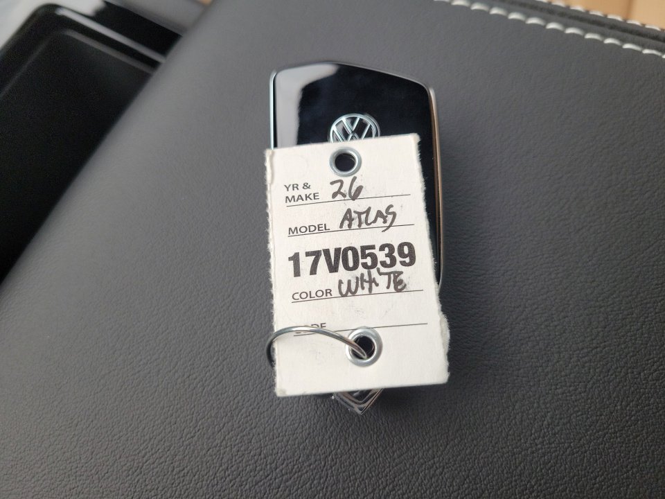 New 2026 Volkswagen Atlas Cross Sport SEL R-Line image 33