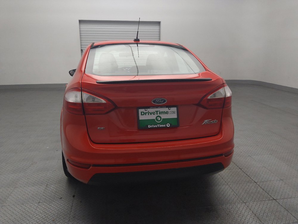 Used 2015 Ford Fiesta SE w/ Equipment Group 201A FWD image 6