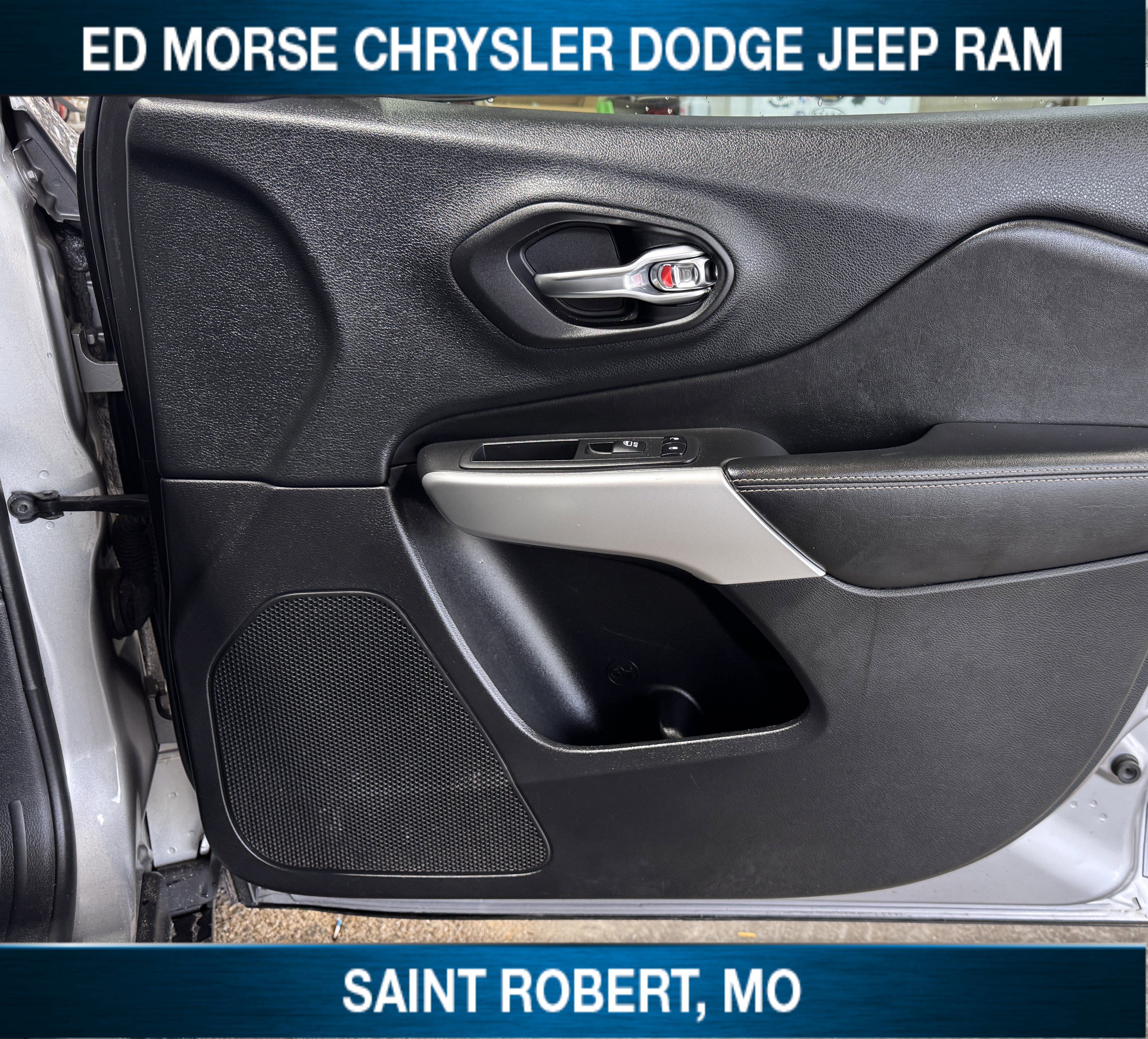 Used 2018 Jeep Cherokee Latitude Plus image 29