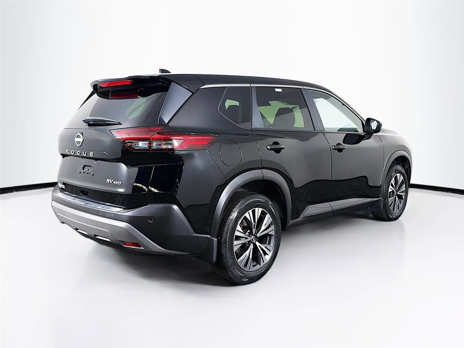 Used 2023 Nissan Rogue SV AWD/4WD image 7