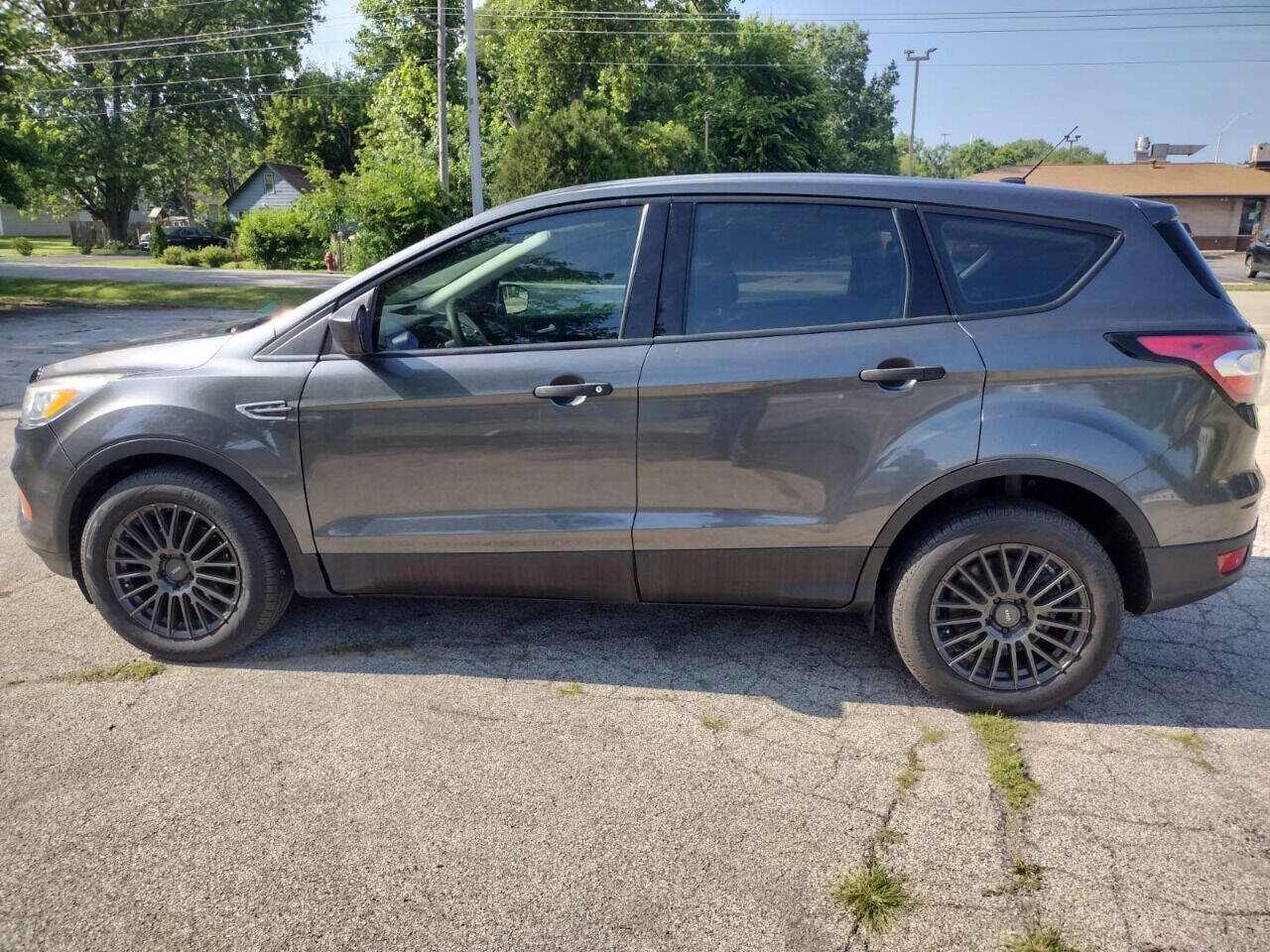 Used 2017 Ford Escape S FWD image 5