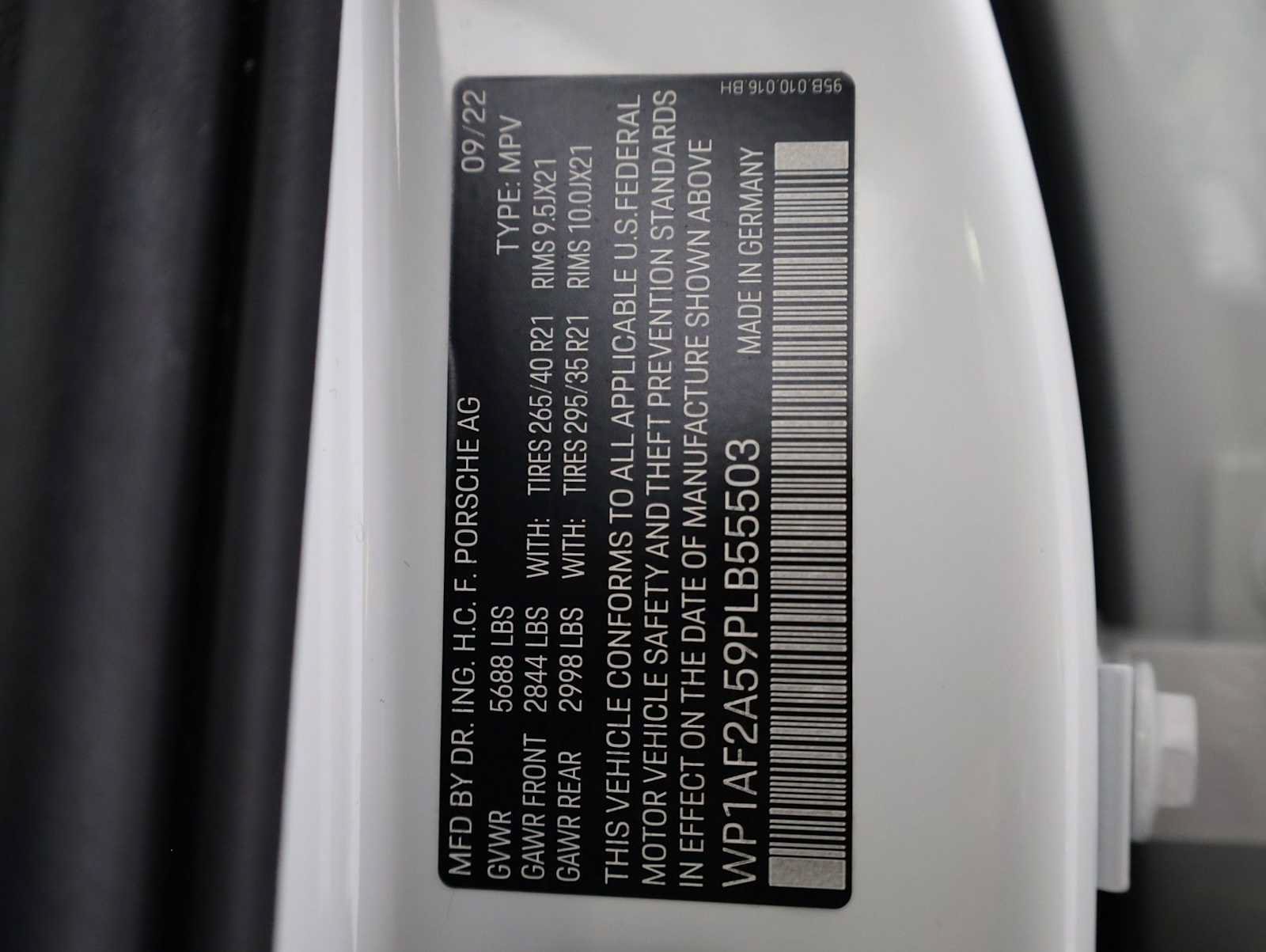 Certified 2023 Porsche Macan GTS AWD/4WD image 43