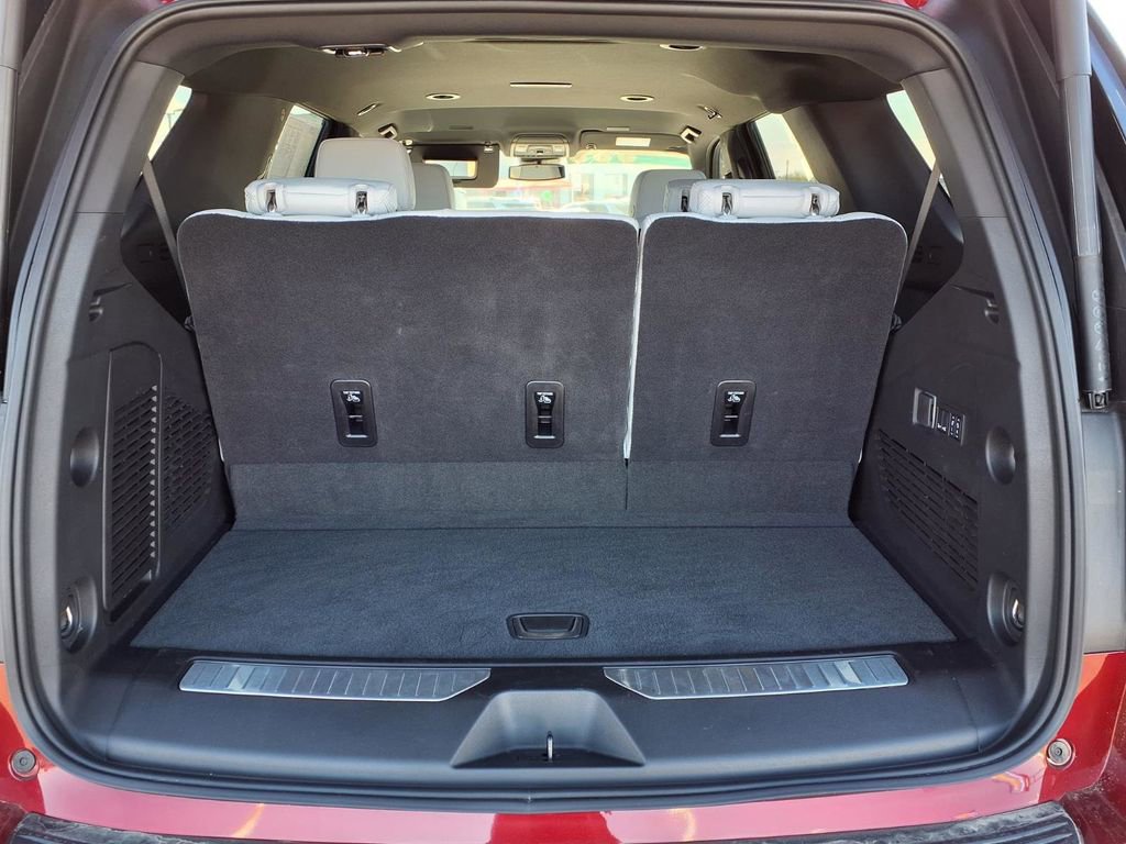 Used 2025 Chevrolet Tahoe Premier image 10