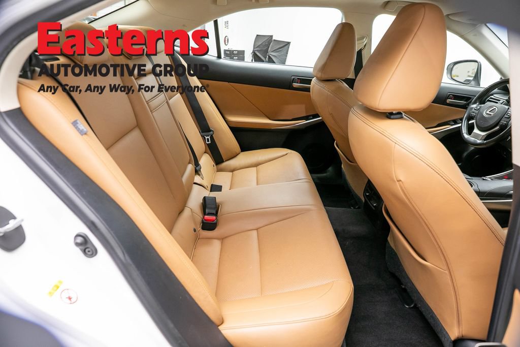 Used 2018 Lexus IS 300 AWD image 23