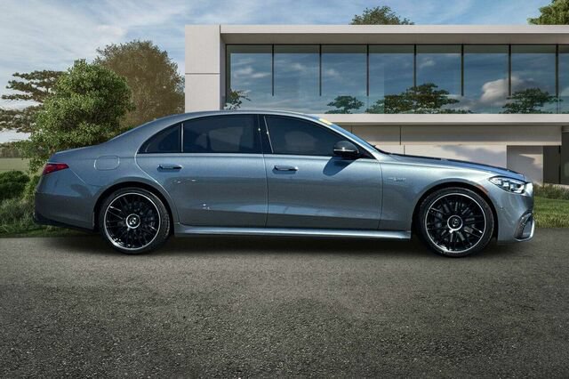 Used 2024 Mercedes-Benz S 63 AMG S image 3