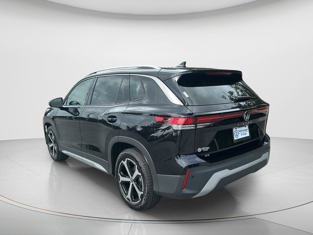 New 2026 Volkswagen Tiguan SE FWD image 3