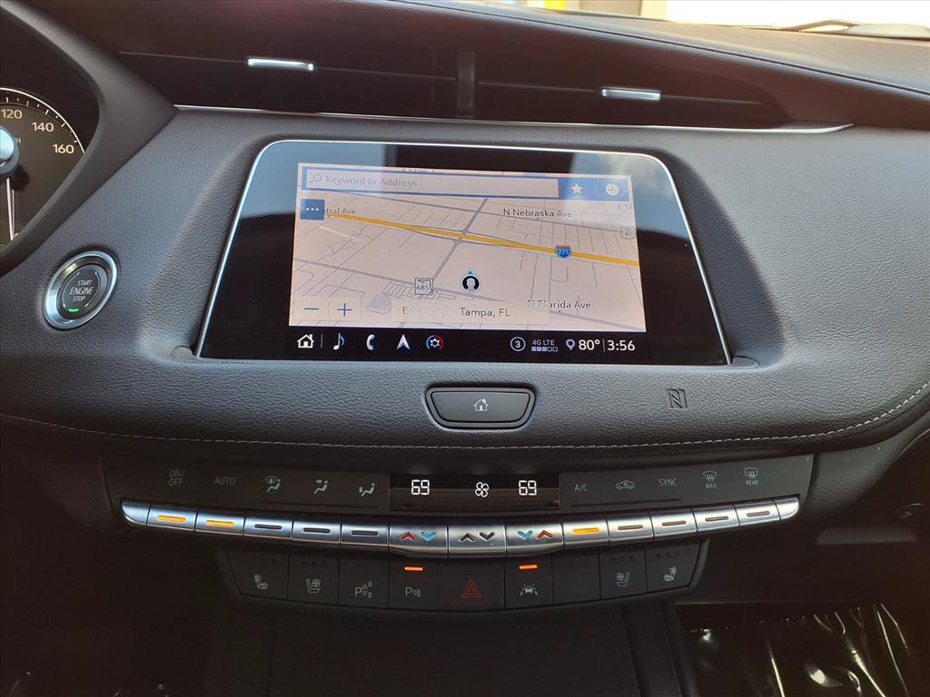 Used 2020 Cadillac XT4 Premium Luxury w/ Enhanced Visibility Package FWD image 24
