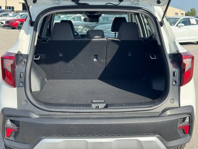 Used 2026 Kia Seltos LX FWD image 5
