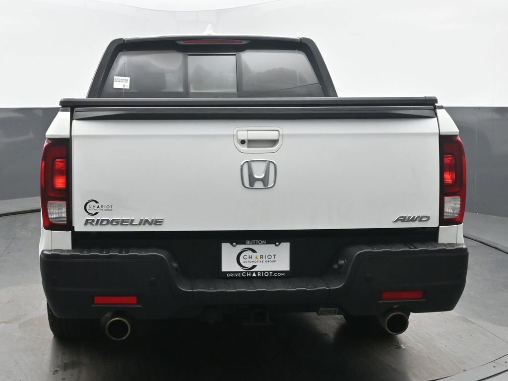 Used 2021 Honda Ridgeline Black Edition image 5
