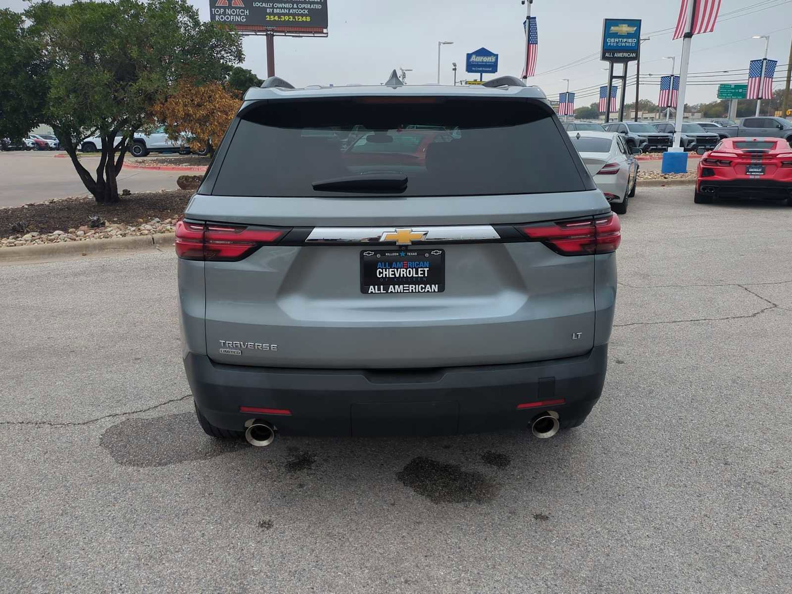 Used 2024 Chevrolet Traverse LT image 7