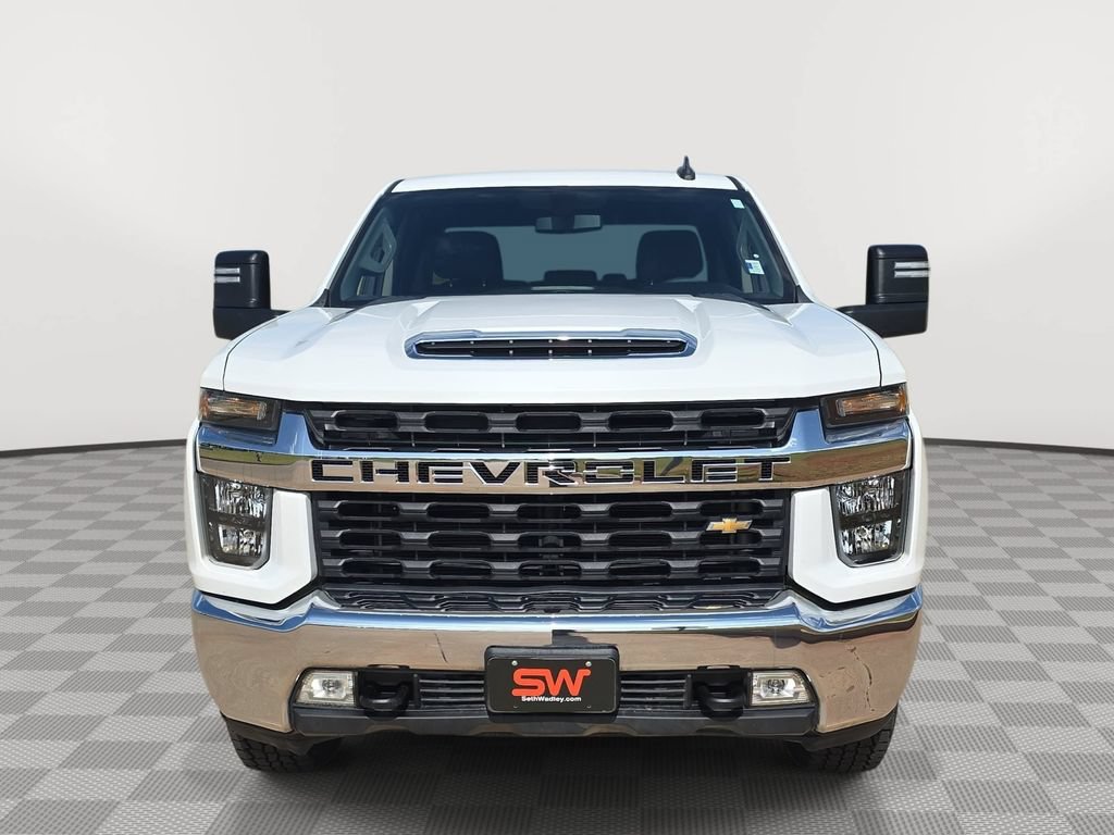 Used 2020 Chevrolet Silverado 2500 LT AWD/4WD image 2