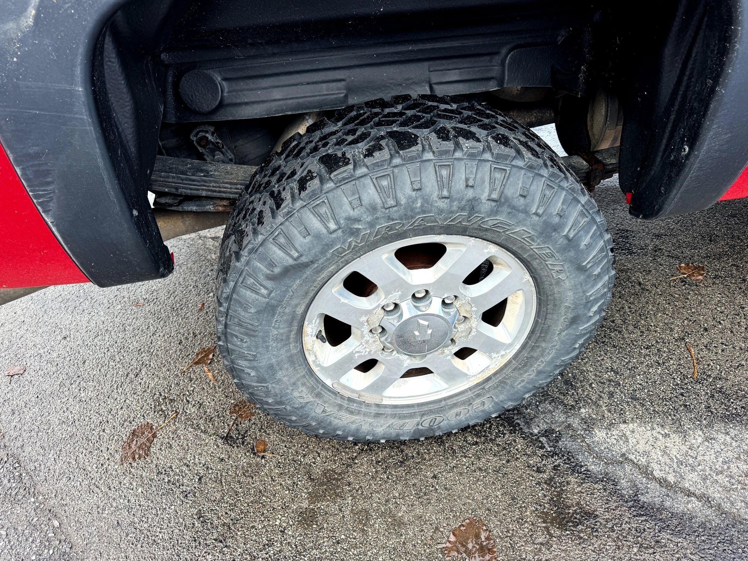 Used 2012 Chevrolet Silverado 2500 LT w/ Interior Plus Package image 21